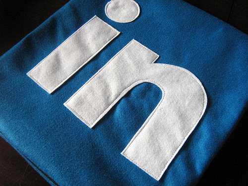 LinkedIn keyword optimization social media networking