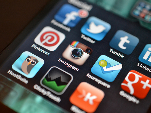 social recruiting social job search