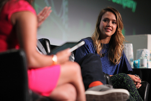 working mother jessica alba