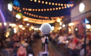 Microphone