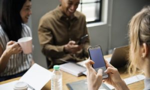 social media distractions
